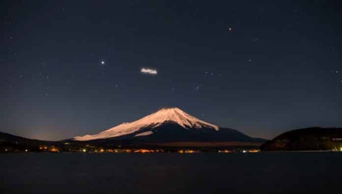 ciel-nocturne-pollution-lumineuse-publicite